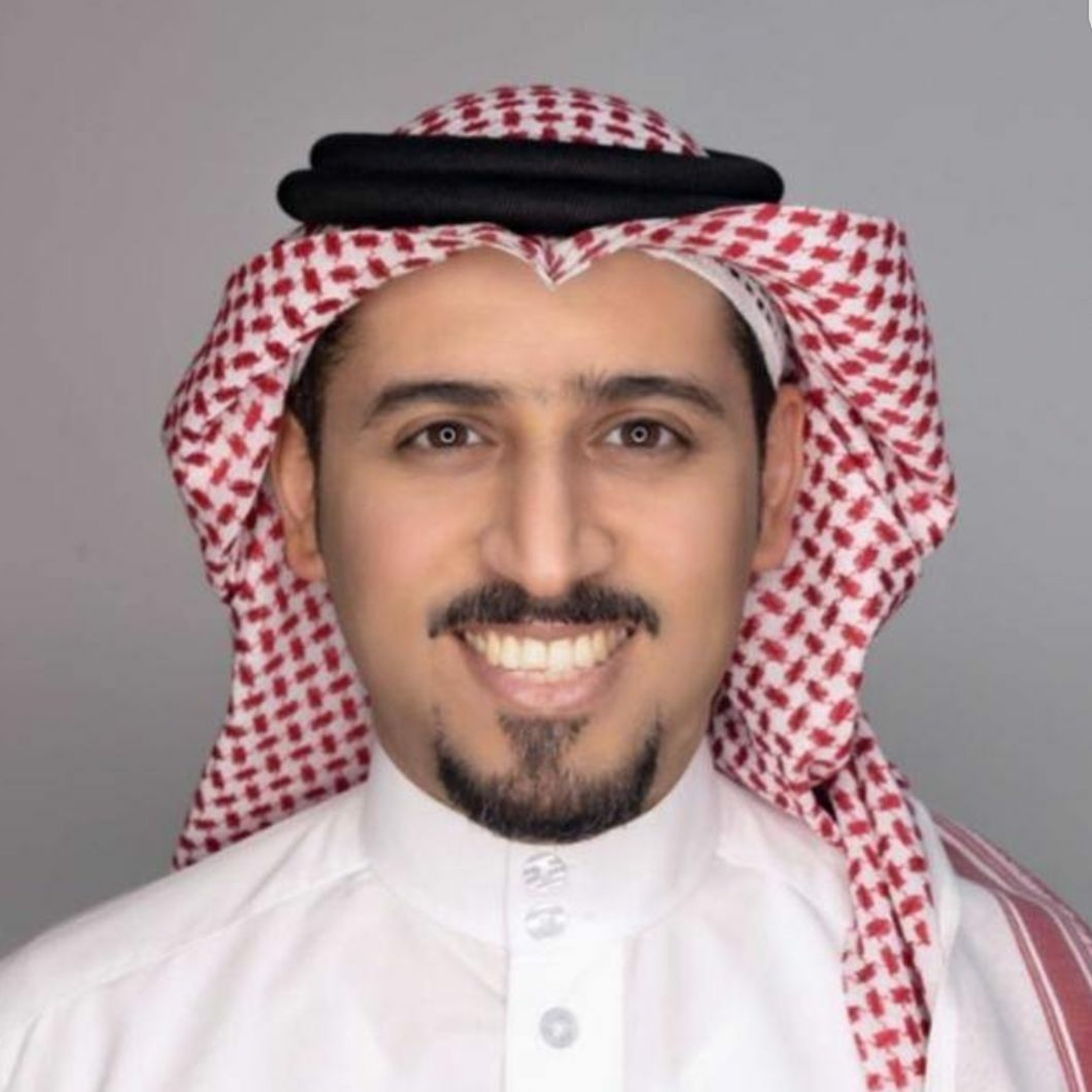 مغبوطين على الجامعة