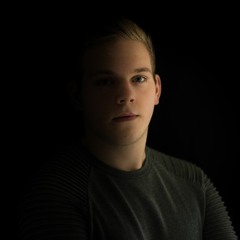 Distinction & Rizer - Lick It