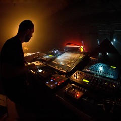 grad_u Live @ Yaga'18 ChillOut Stage