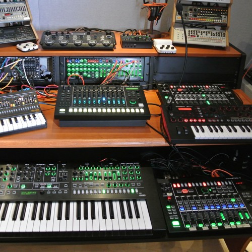 2019 Roland System - 8, System 500, TR - 8s