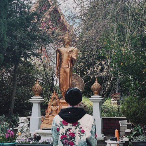 ~ head in the clouds