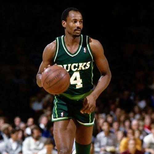 Is Sidney Moncrief a Hall of Famer?, by Justin Kubatko