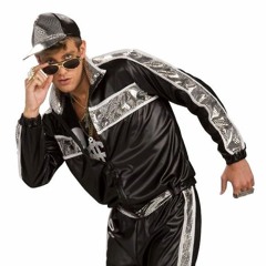 суть трэка в том что я новый блять кумир ваших блять кумиров сука