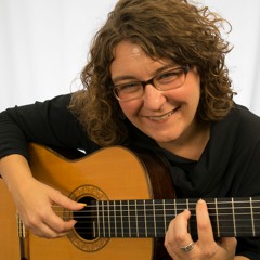 Classical Guitarist Kim Perlak Explores the American Style