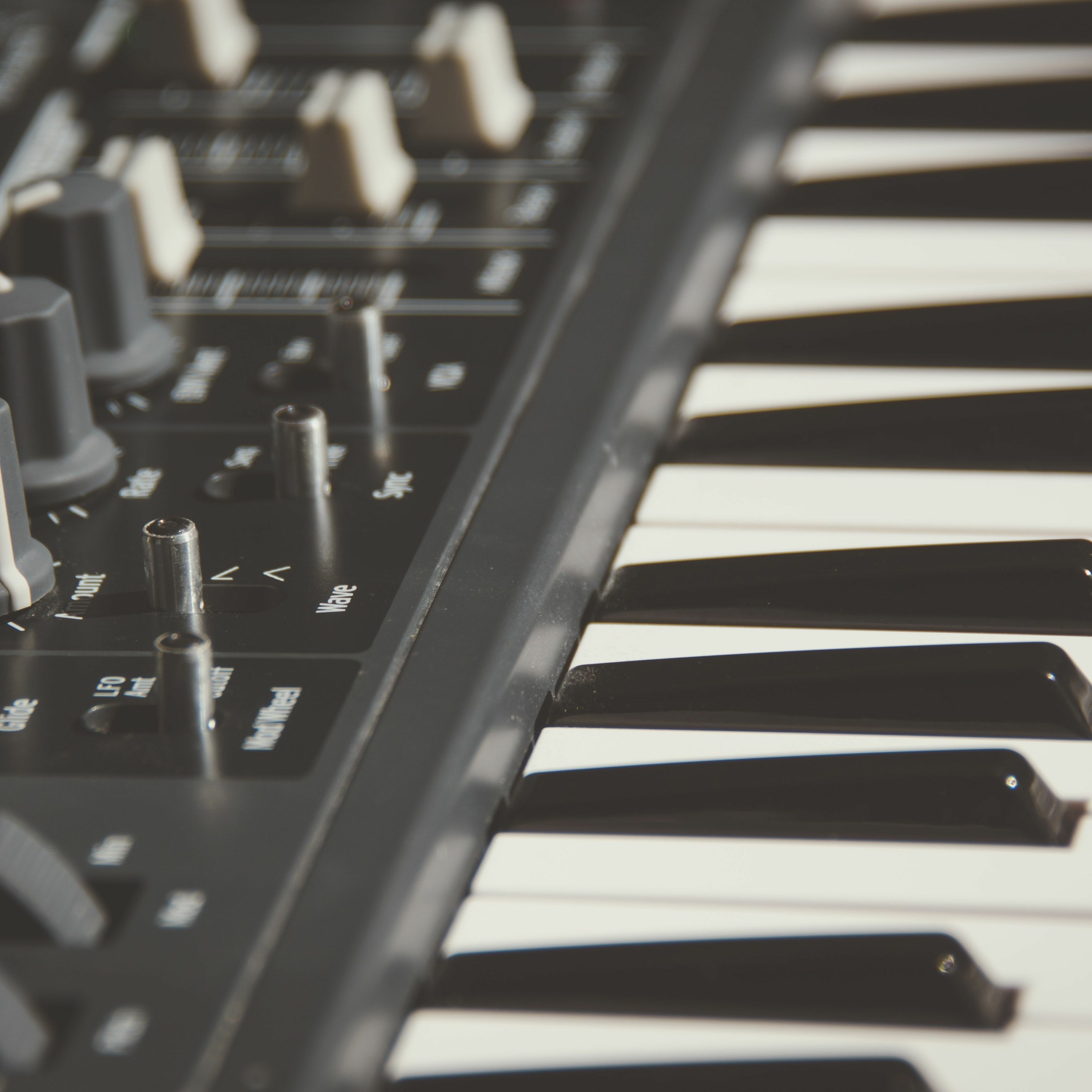 Let's program some pianos... episode artwork