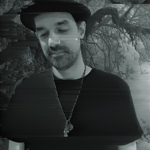 LNDKHN Radio Show 007  The Oddness // Sunday at IBIZA GLOBAL RADIO