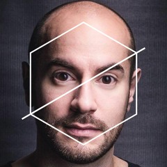 Kyan Khojandi, La curiosité musicale - EXAGØNE