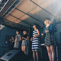 Tean, Ei Tea (originaal Rock Hotel)