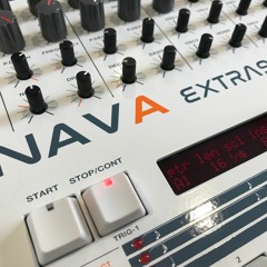E-Licktronic Nava Extra9 - Roland TR-909 Clone With Mods