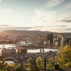 SummerDifferent / Winning Vibes only