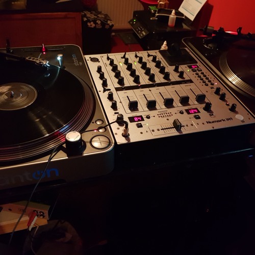 Stream 90 S Old Skool Vinyl Mix By Djm Listen Online For Free On