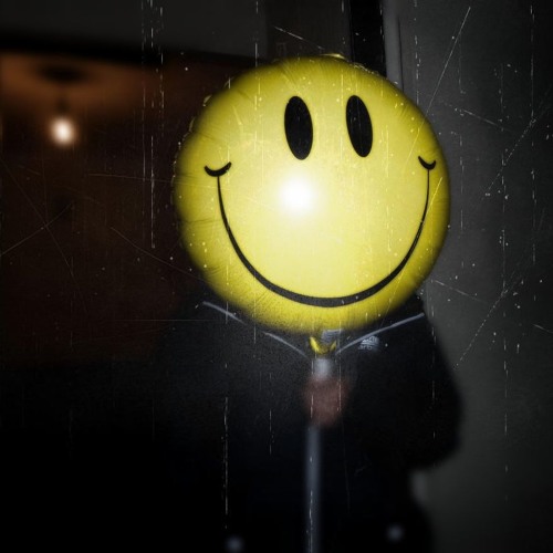 Keep Smiling By Toppdogg Xeno T Music Box By Thistle On Soundcloud Hear The World S Sounds soundcloud