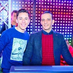 اوشا مصر بيعزف وبنحبك يادنيا بجد ويارا تغني وانا مش ندمانه حظ موت