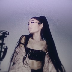 𝐛𝐥𝐚𝐜𝐤 𝐛𝐚𝐜𝐚𝐫𝐝𝐢