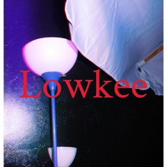 DARK WALLS & PURPLE LIGHTS