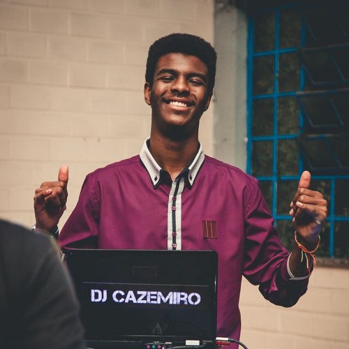 MC Kevin O Chris - Se Tu Quer O DJ Feat. DJ Cazemiro