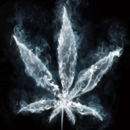 Luke Vexx - Smoke Feat Stringaz & Tuckerbagzzz (Beat by C-Mada)