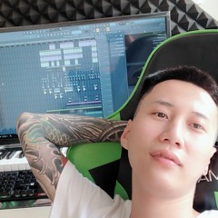 FULL - Somebody That I Use To Know - Công Lặc