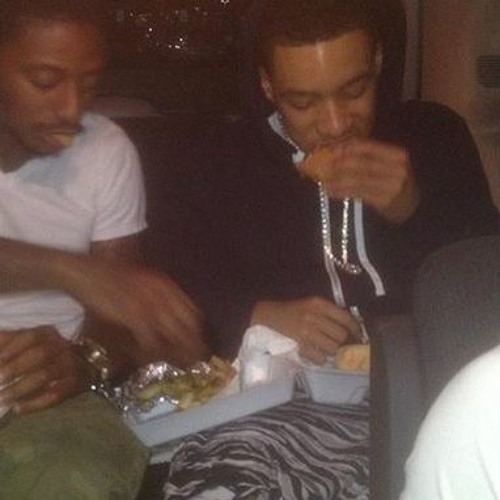 on this side😱  (TAKENCHANCESLEAK!)