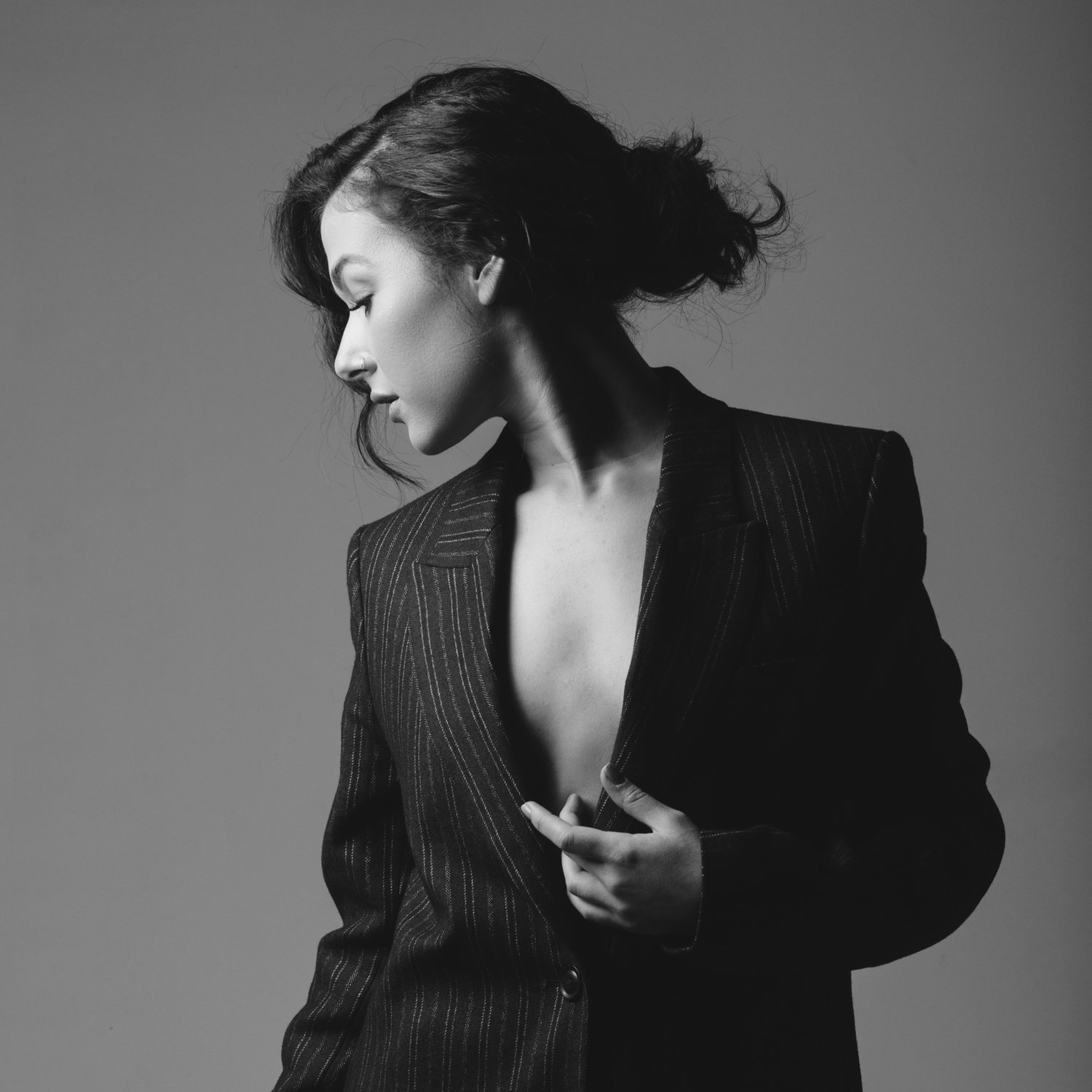 cover of episode Nella Rojas Explores Solitude with 'Voy'