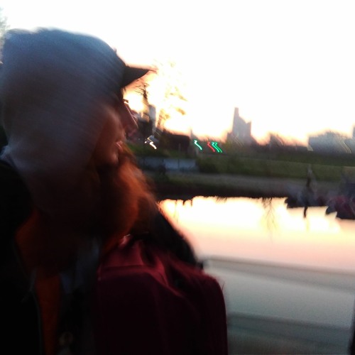 NAN 6 am on a narrowboat in London @ after duck 🦆