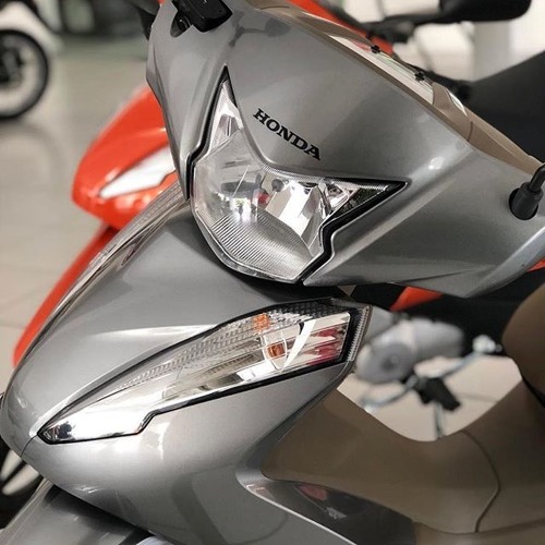 Mega DA BiZZZZ - (Original Mix)