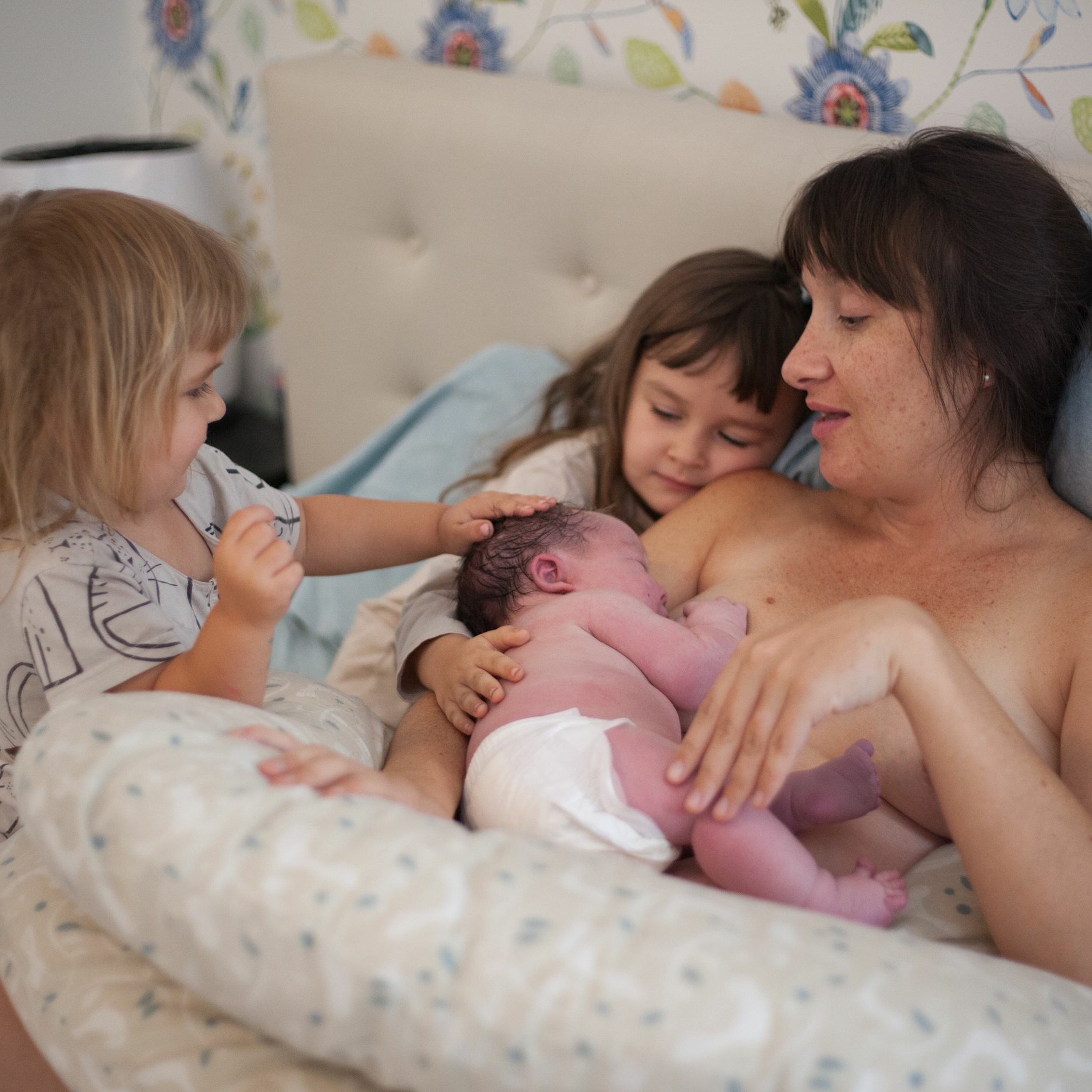 Milk Trails: A Journey In The Out-Of-Hospital Birth Experience