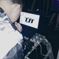 MTG - ENTÃO VAI NOVINHA DESCE - DJ TR & DJ AG DO CAIÇARA - #M2K