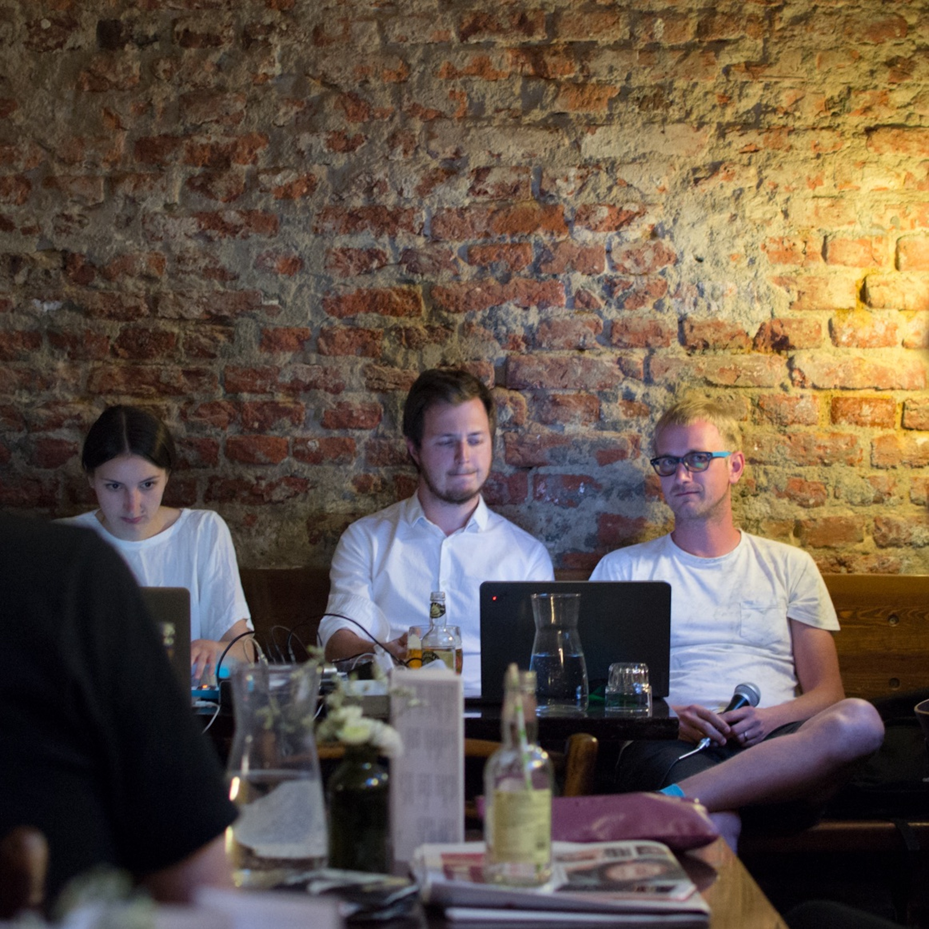 Autorská čtení v Café Fra