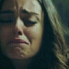 لا يمّر يوم الا وانا استودع ﷲ اشيائي التي احبها انت وضحكتك .. قلبك الجميل وتفاصيلك الصغيرة ❤️∞