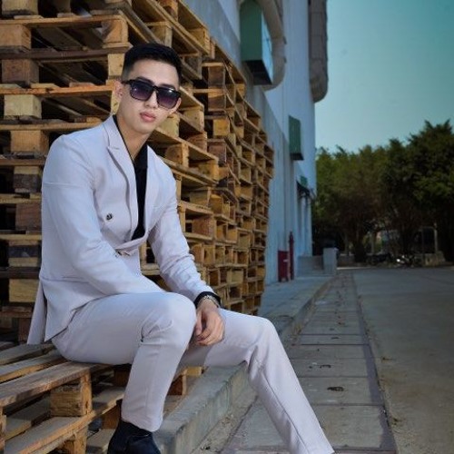 Có Em Trong Đời (tiếng Trung) Remix - KBH