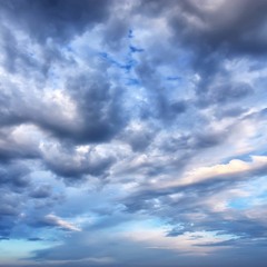 1luu - Clouds (Original Mix)