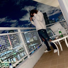 Off White (feat. OAT$ x OSO YOGI)