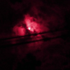 Lune Rouge