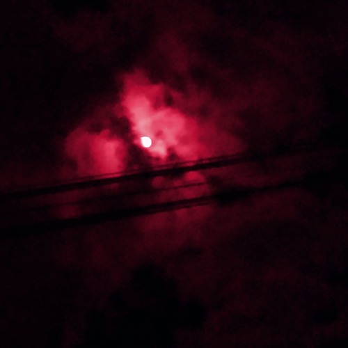 Lune Rouge