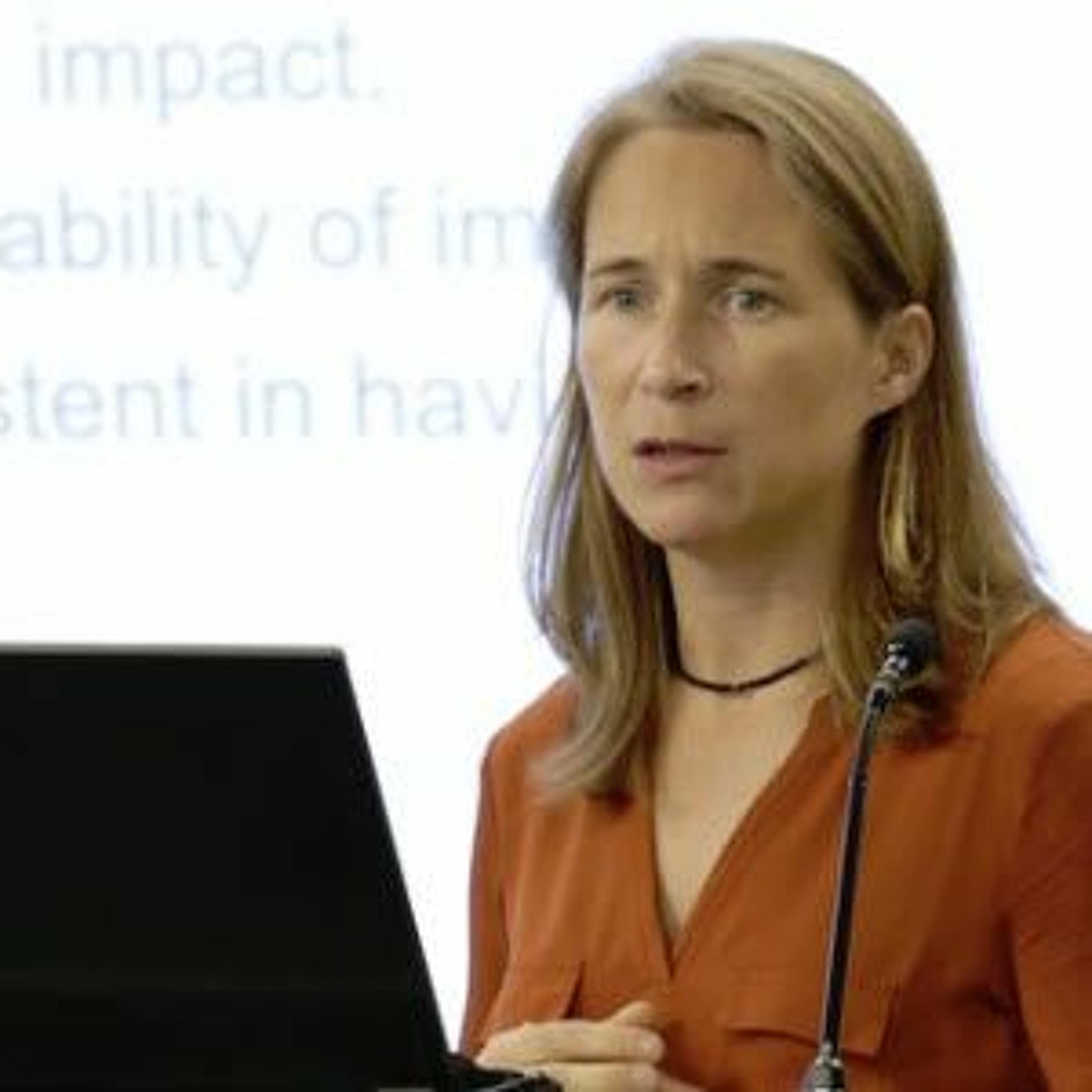 IFPRI POL. SEMINAR:  Boosting Growth to End Hunger by 2025 in Africa - 05-02-2019 - FWouterse episode artwork