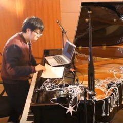 Eternal（2018）for Piano and 100 earphone