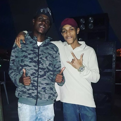 MC KATIA E KEVIN O CHRIS - PITBUZANDO COM OS PITBUL DE RAÇA (( Dj's FELIPE VIBE & HUGO Ô CHEF))