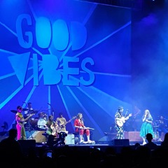 Could I Love You Any More - Jason Mraz feat. Reneé Dominique (Good Vibes 2019 Live in Manila)