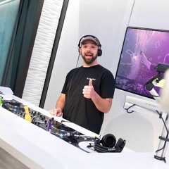 Dezza Guest Mix & Interview on #ASOT911