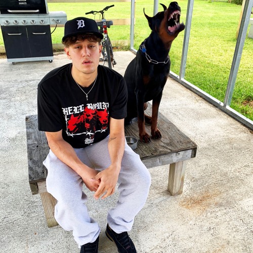 @BRICKBOYDIOR - HUNNIDS FREESTYLE (PROD. TAYDINERO)