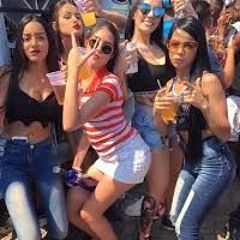 MC GW AGR SUA AMIGA BUCETINHA QUE ME DÁ FODAAAAAA [ [  DJ LUCAS DO TAQUARIL ] ]