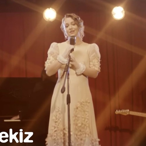 Ayçin Asan (Üstüme Basıp Geçme)