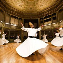 رقصة التنورة.. من الصوفية إلى الفلكلور