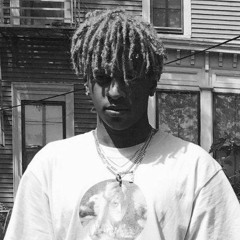 LiL LARCENi - Spotlight