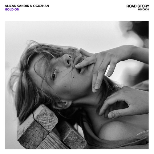 Alican Sandık & Oguzhan - Hold On