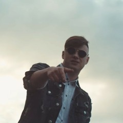 TKM - Dreszcz feat. B.R.O [official video].m4a