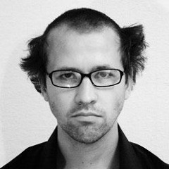 Декабрю не сломить меня, ведь я уже сломлен ноябрём