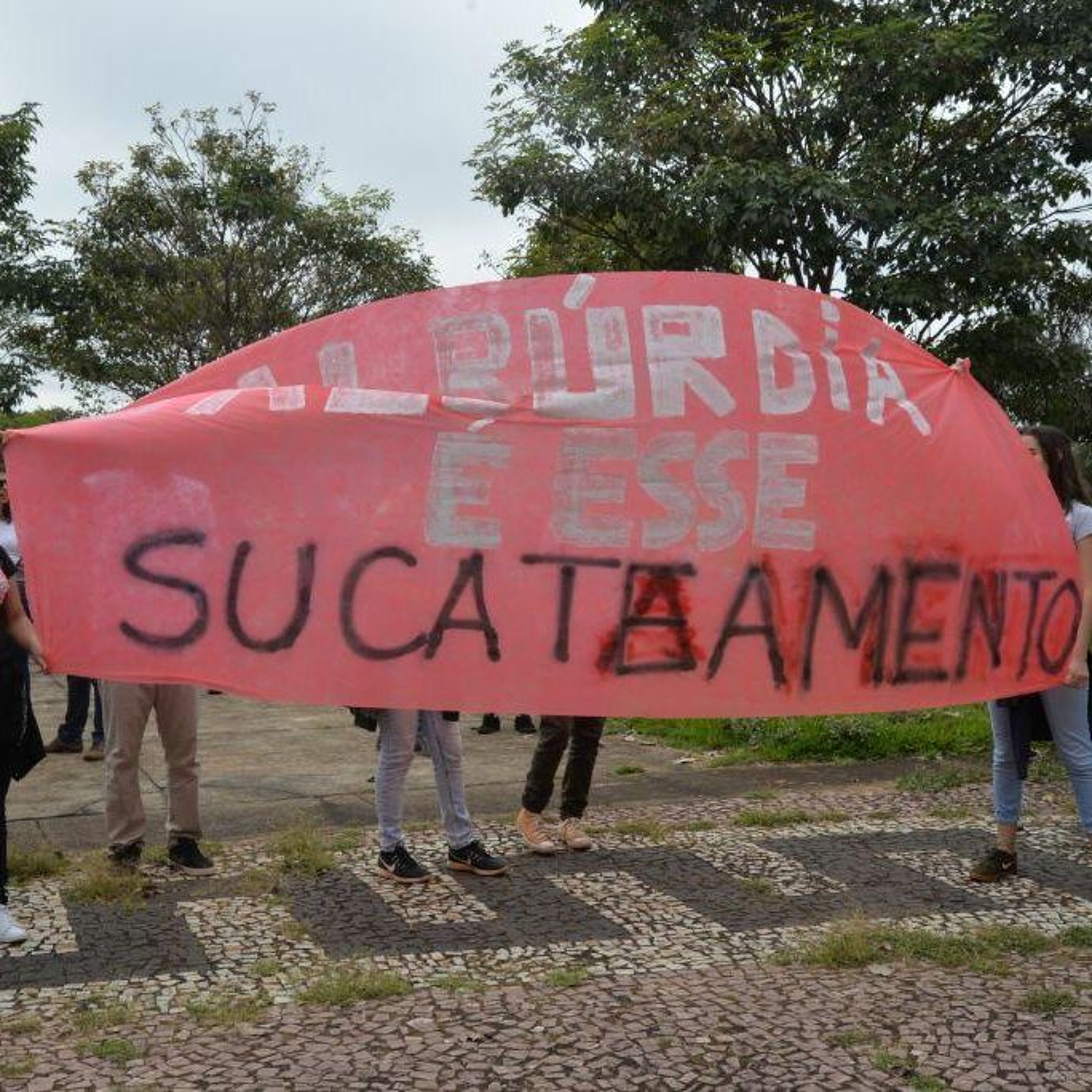 Sagres Política - Podfalar
