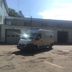 Виклики щогодини та 4 тисячі гривень зарплати. Як працює «швидка» у Рівному